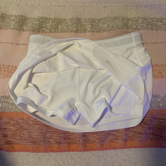 SOLD‼️Nike Tennis Skirt - Picture 4 of 6